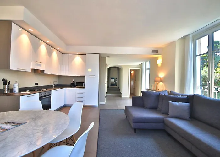 Liszt Tower By Klabhouse Lägenhet Bellagio